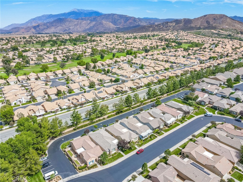 Four Seasons - Residential