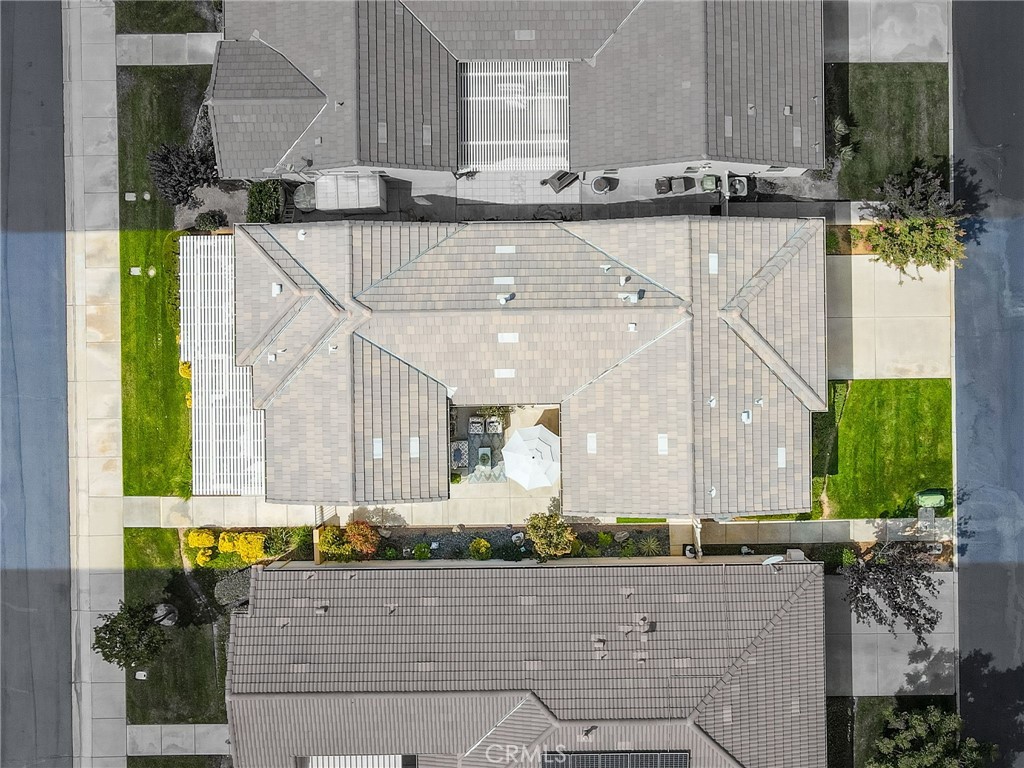 Four Seasons - Residential