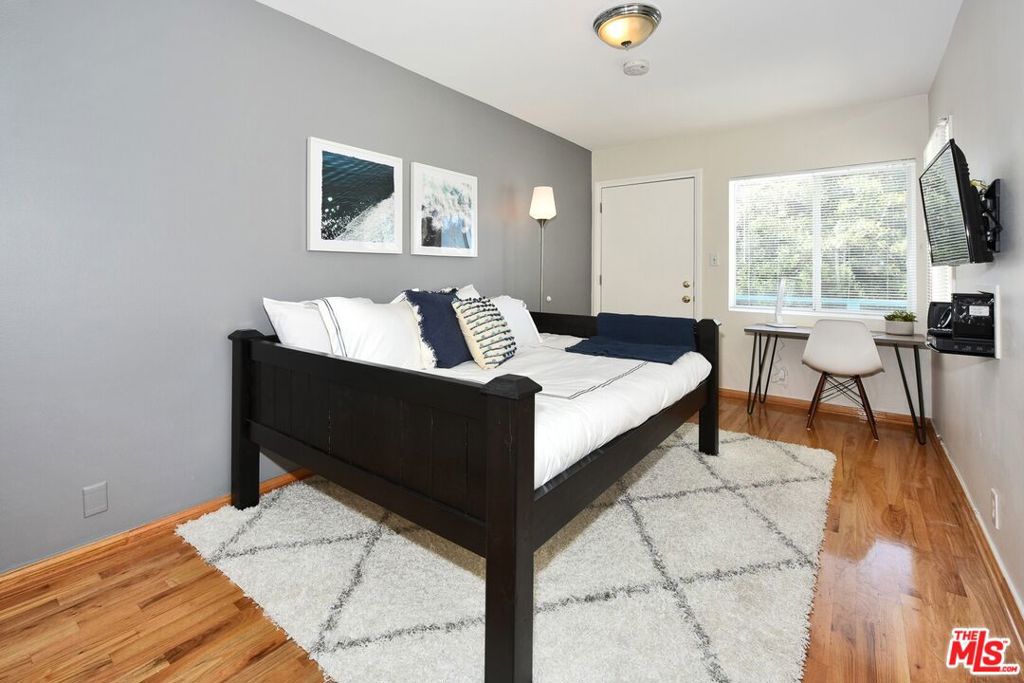 Elevate your beach life in this beautifully furnished top-floor studio, perched just steps from the sand in the heart of Venice Beach. With views of the Pacific and nightly sunsets right outside your front door, this is coastal living at its most inspiring. Bright and thoughtfully laid out, this studio offers a peaceful, light-filled retreat with a plush daybed and a pull-out trundle for guests. It's fully furnished and stocked with everything you need from linens to kitchen ware so you can move in and start living the dream. Prefer to bring your own style? Unfurnished is an option too. The top-floor location means ocean views and an extra dose of serenity, whether you're sipping morning coffee or winding down as the sun dips into the sea. It's the kind of space that instantly feels like home with a daily show from Mother Nature, no ticket required. Located in the heart of Venice, you're surrounded by iconic boardwalk vibes, unbeatable people-watching, and Abbot Kinney's best dining, coffee, and shopping just a short stroll away. Perfect for creatives, remote workers, or anyone who wants the ocean as their front-row view this unit offers that rare combination of charm, convenience, and coastal magic. Don't wait to catch this wave. Schedule your tour today and claim your slice of Venice paradise.