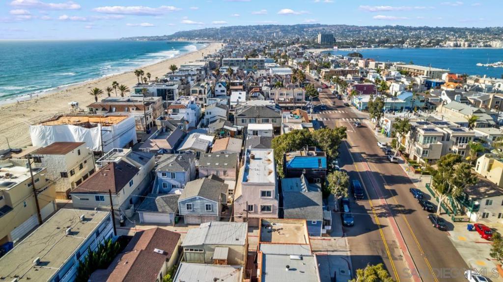 Mission Beach - Residential