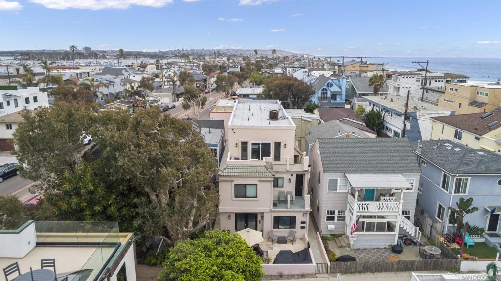 Mission Beach - Residential