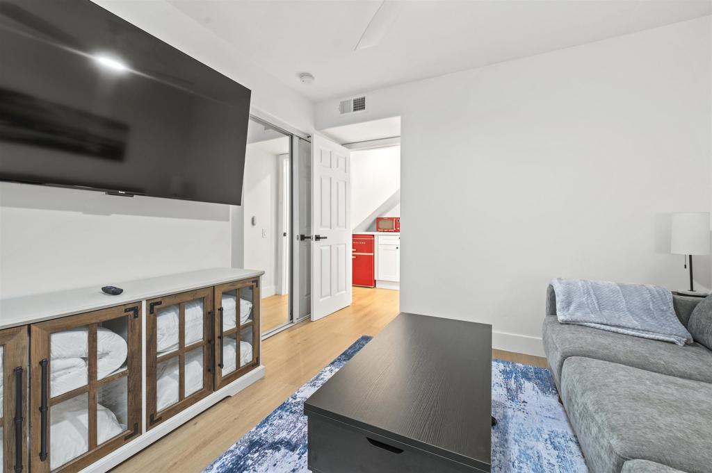 Mission Beach - Residential