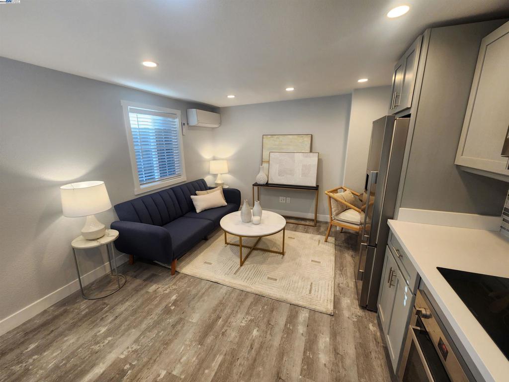 LIVERMORE - Residential Lease