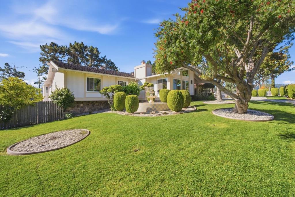 1345 Lakeview Drive