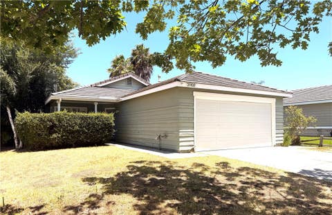 Photo of 31102 Shicali Court, Temecula, CA 92592 (MLS # PW26125448)