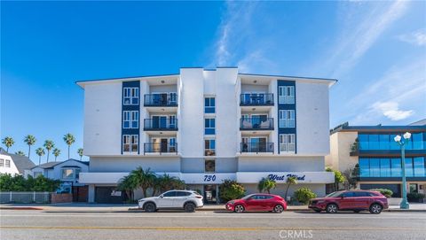 Photo of 730 Esplanade #401, Redondo Beach, CA 90277 (MLS # SB26011107)