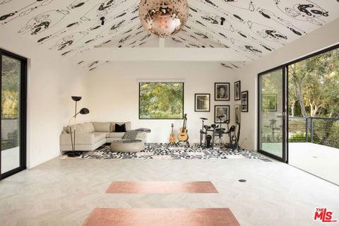 Tiny photo for 691 Via Trepadora, Santa Barbara, CA 93110 (MLS # 26666619)