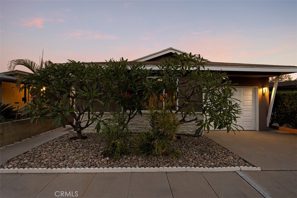 Wrigley Area (WR) - Residential