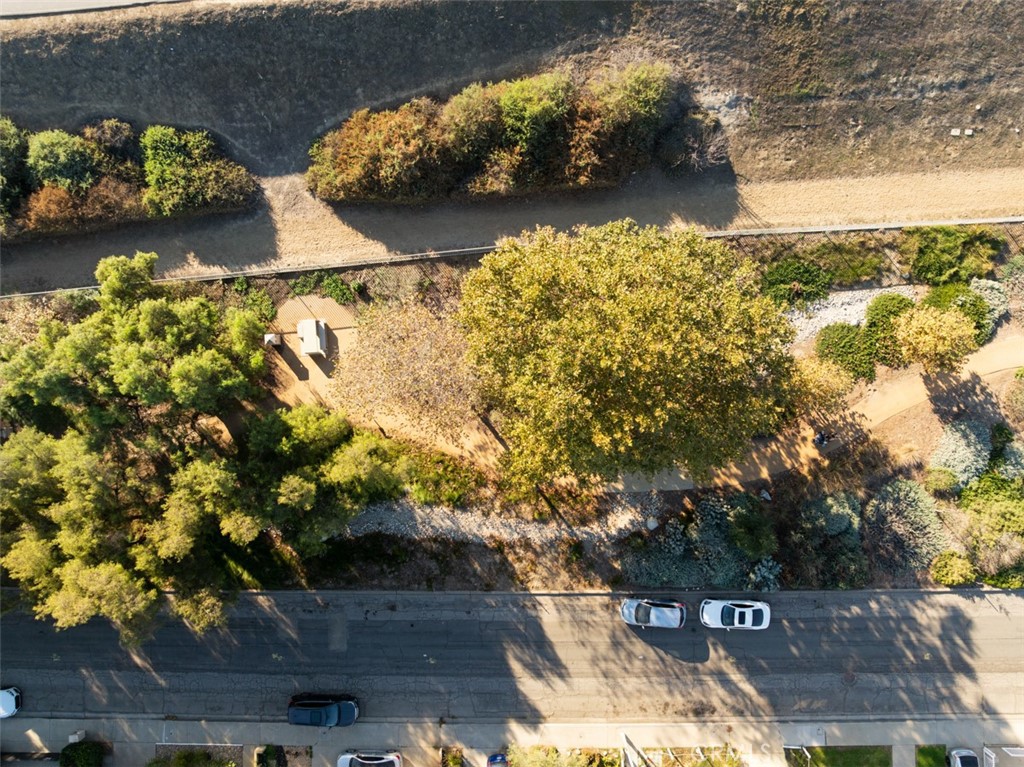 Wrigley Area (WR) - Residential