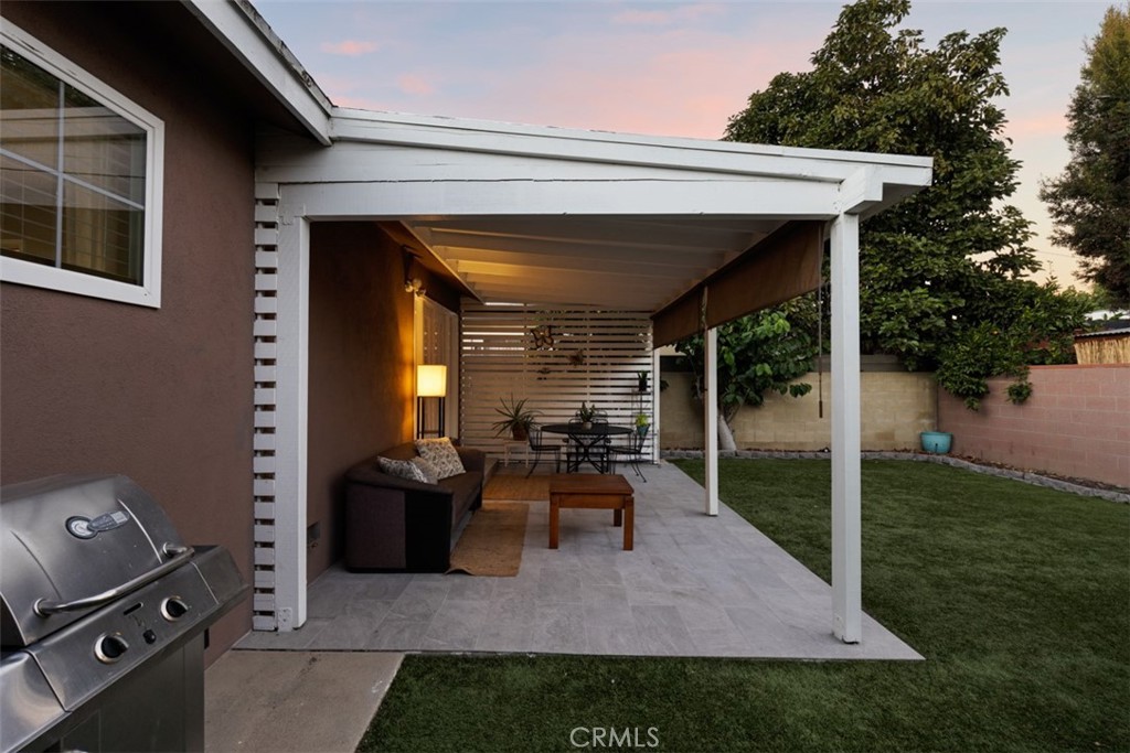 Wrigley Area (WR) - Residential