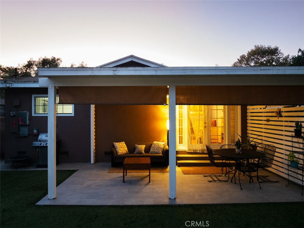 Wrigley Area (WR) - Residential