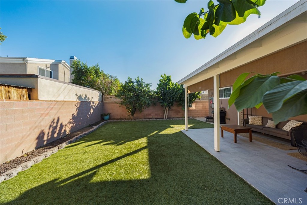 Wrigley Area (WR) - Residential