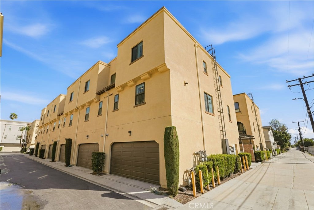 809 S Anaheim Boulevard 101, Anaheim CA 92805