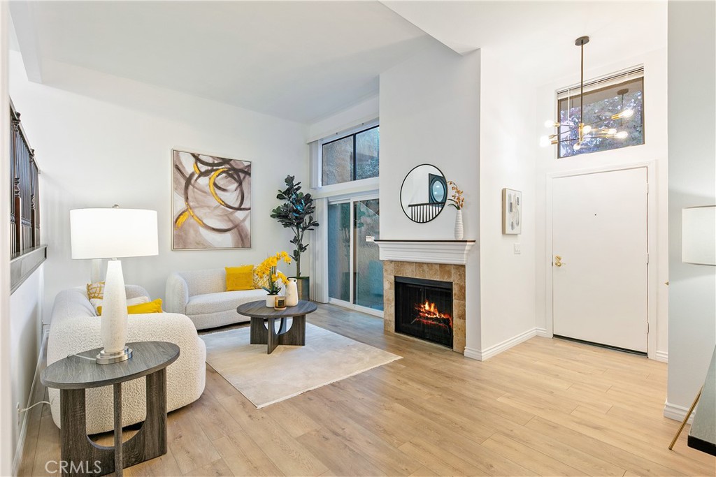 Oakcrest Townhomes (A) (814) - Residential