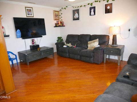 Tiny photo for 4912 Bradfield Place, Oxnard, CA 93033 (MLS # V1-38893)
