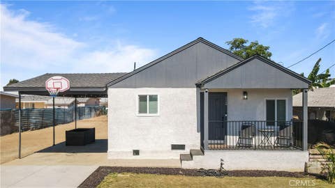 Photo of 326 N Grant Ave AVE, Corona, CA 92882 (MLS # PW26164983)