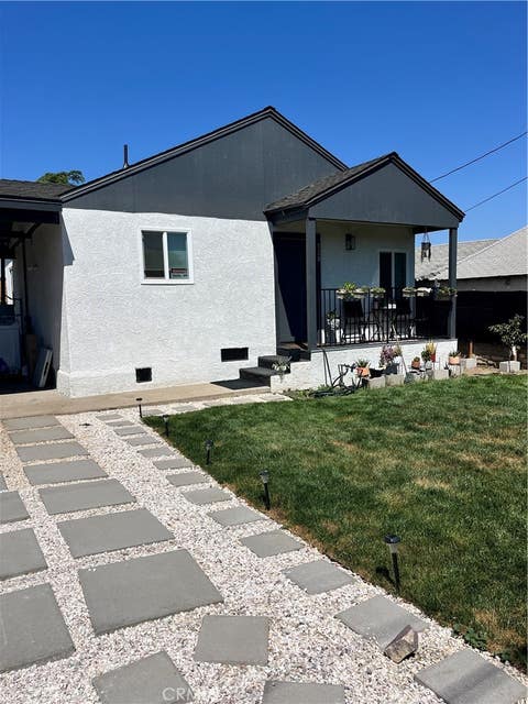 Photo of 326 N Grant Ave AVE, Corona, CA 92882 (MLS # PW26164983)