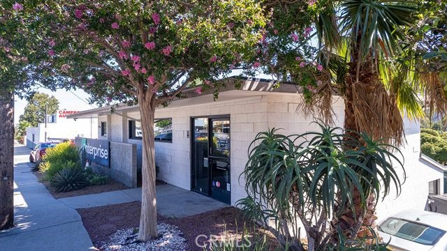 3850 Foothill Boulevard