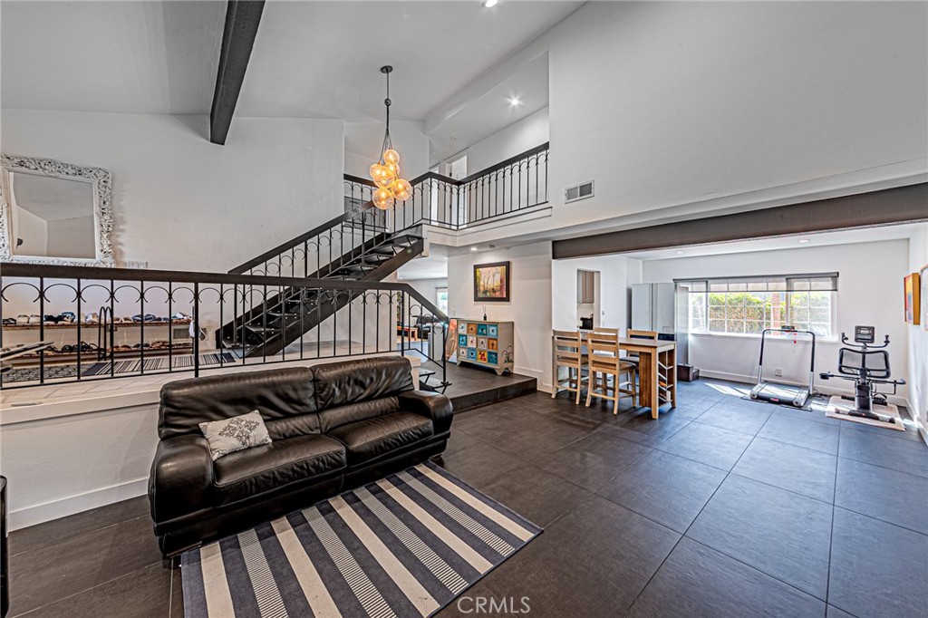 5316 Vista Real