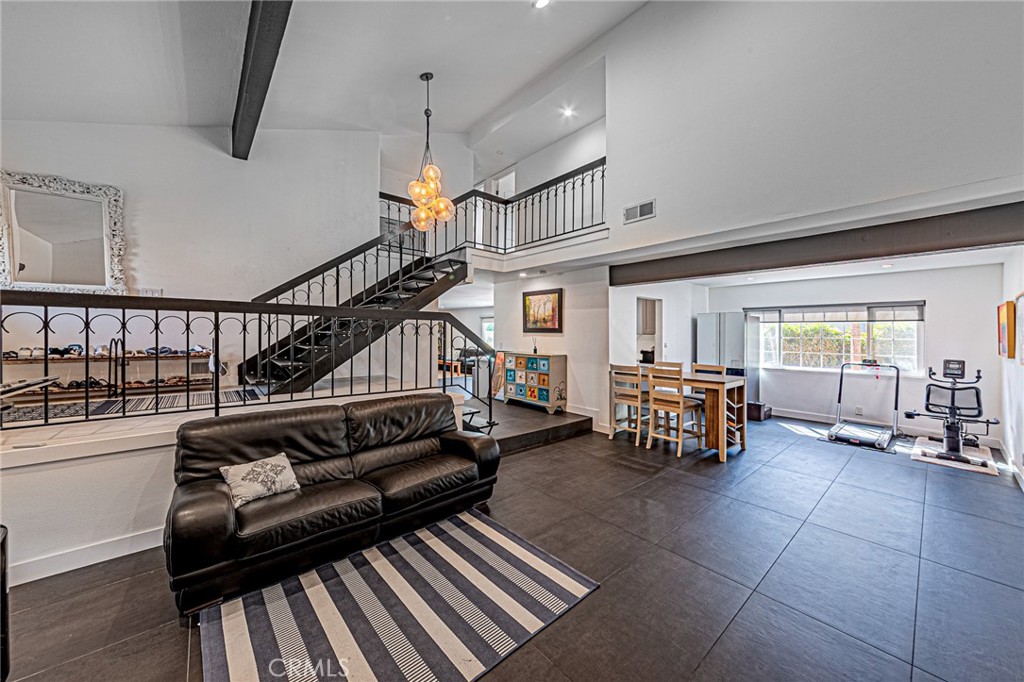 5316 Vista Real