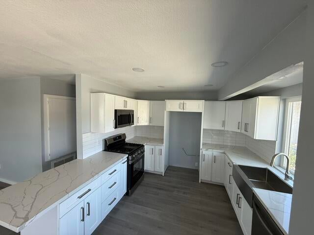 6698 Mesquite Drive