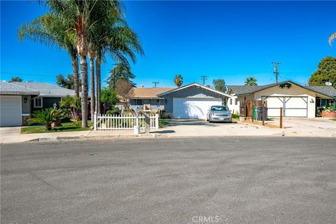26141 Camas Hemet CA 92544