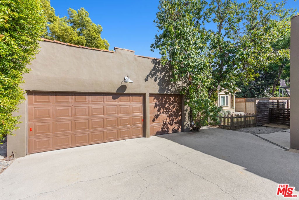 884 N Raymond Avenue