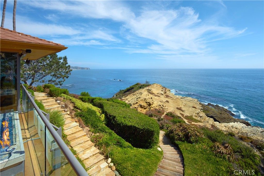 Photo of 111 S La Senda Drive, Laguna Beach, CA 92651 (MLS # NP24159762)