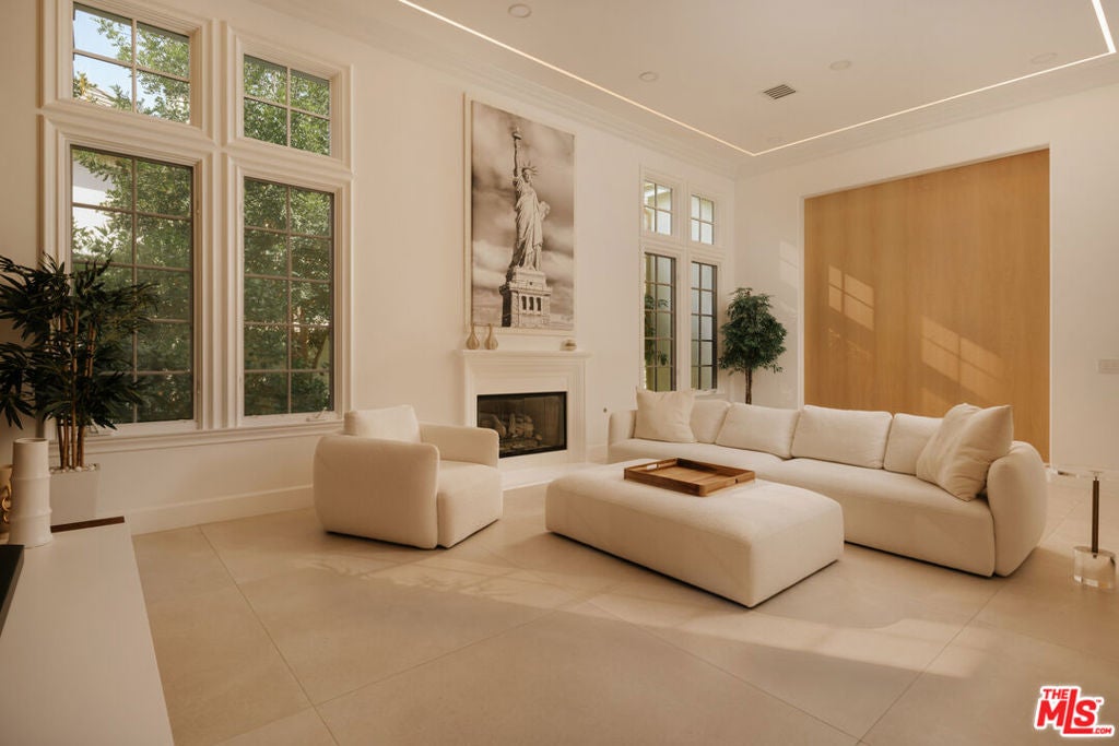 25410 Prado De Las Bellotas