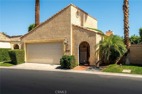 Photo of 36170 Avenida De Las Montanas, Cathedral City, CA 92234 (MLS # DW26068266)