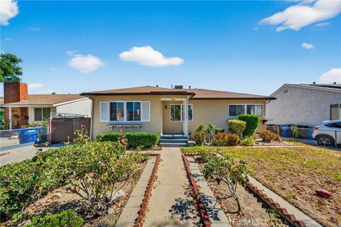7046 Murietta Van Nuys CA 91405