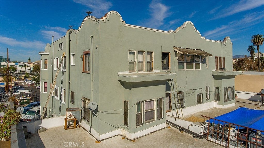 725 S Alvarado Street