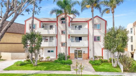 3945 N Virginia Road Long Beach CA 90807