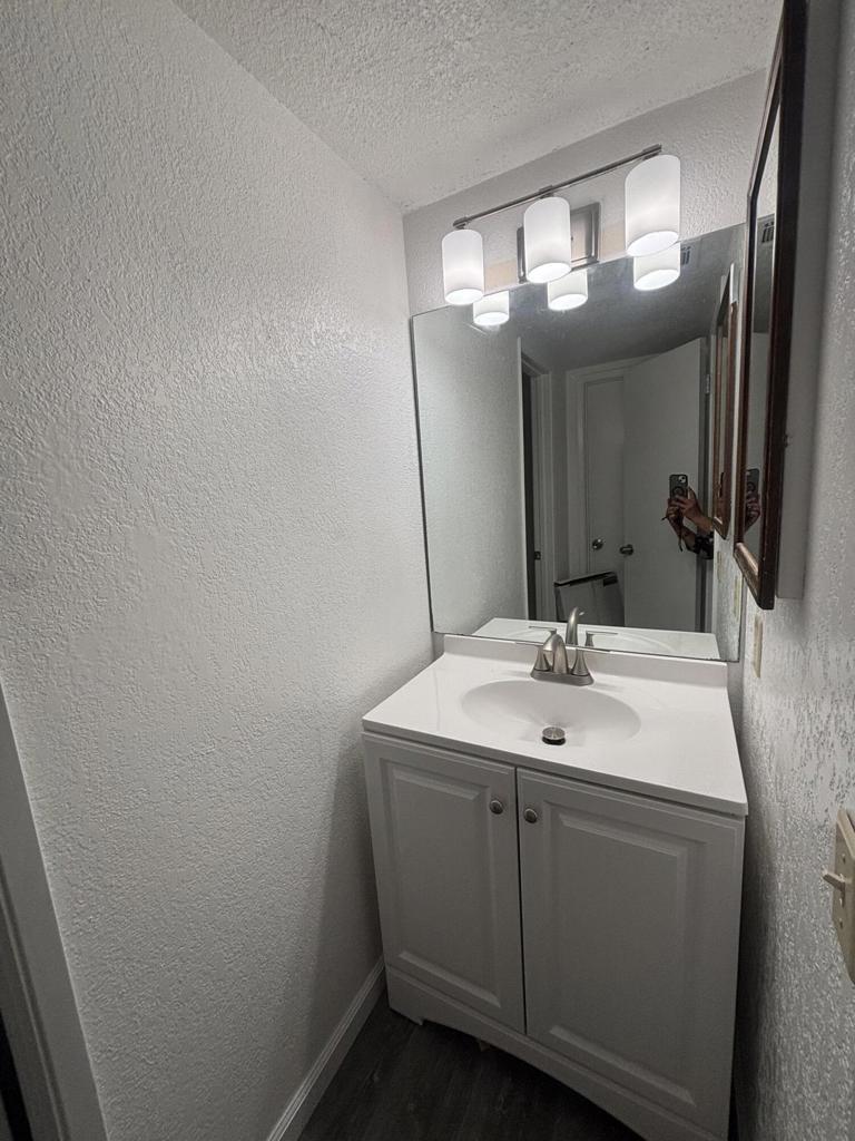 Palm Canyon Villas - Residential