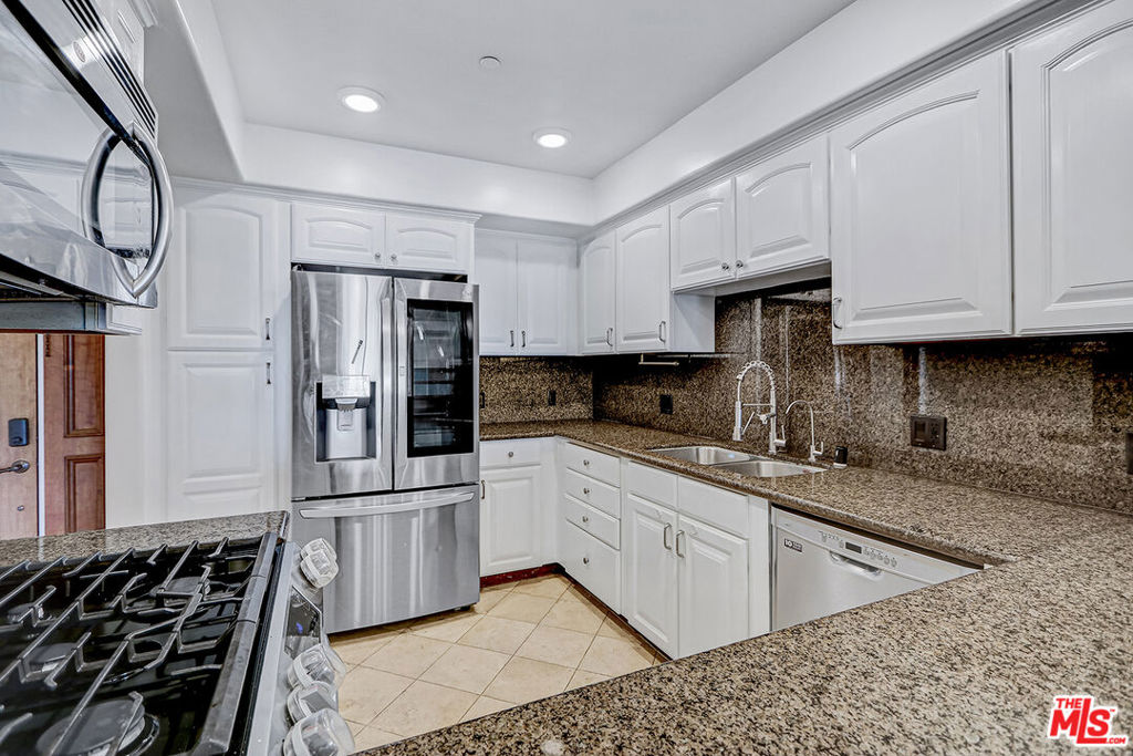 1520 S Shenandoah Street 304