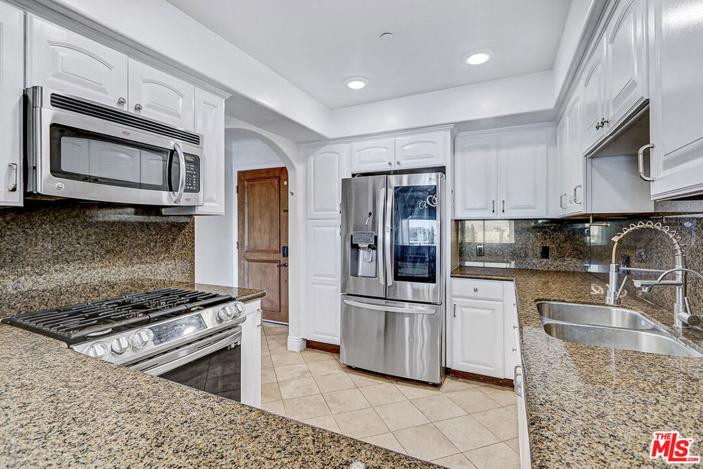 1520 S Shenandoah Street 304