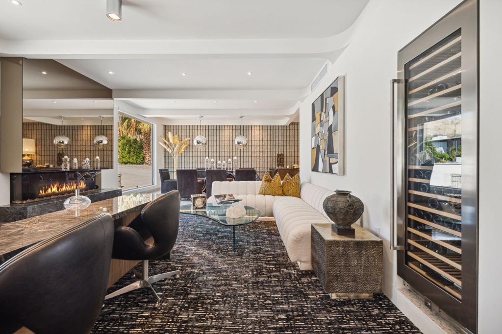 Magnesia Falls Cove - Residential