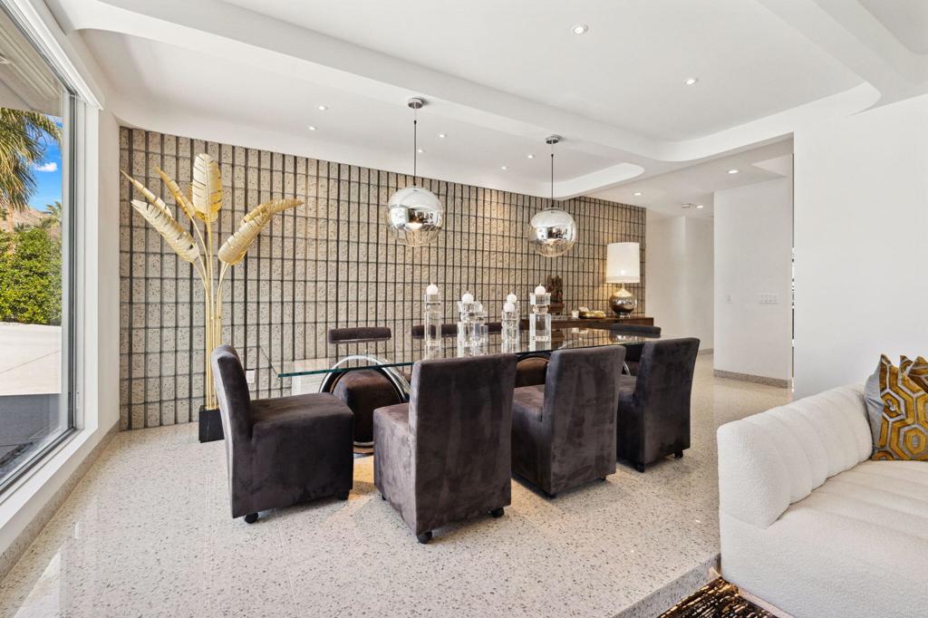 Magnesia Falls Cove - Residential