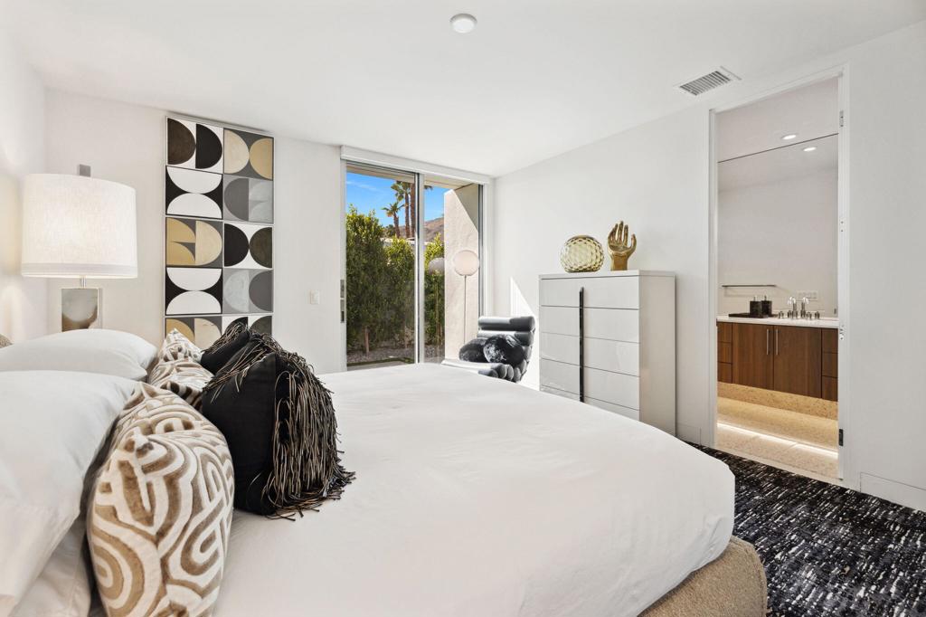 Magnesia Falls Cove - Residential