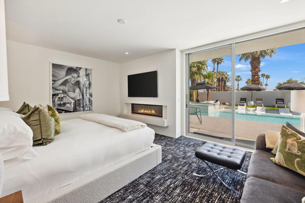 Magnesia Falls Cove - Residential