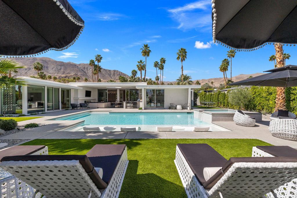 Magnesia Falls Cove - Residential