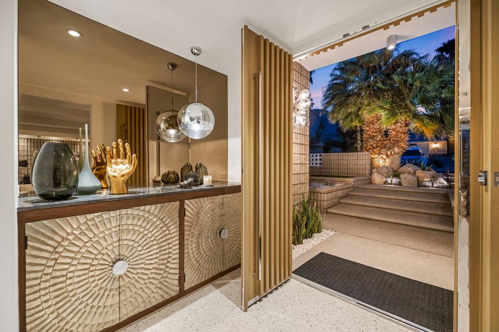 Magnesia Falls Cove - Residential