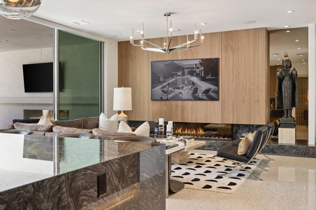 Magnesia Falls Cove - Residential