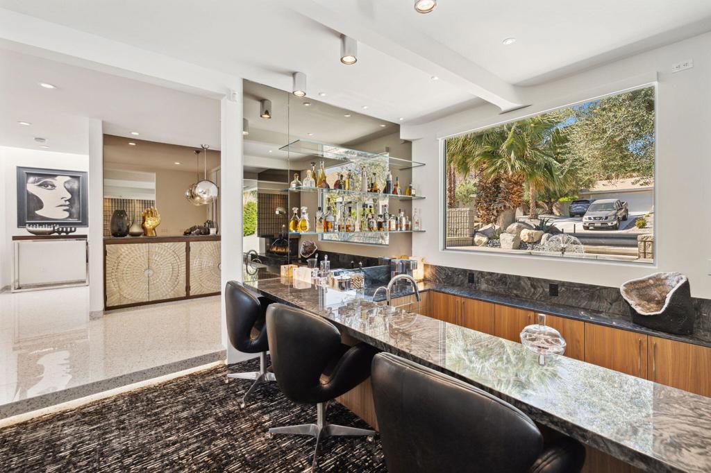 Magnesia Falls Cove - Residential