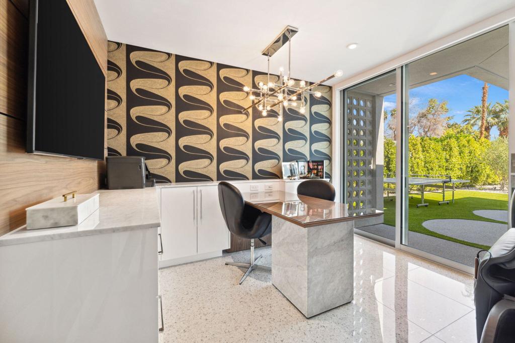 Magnesia Falls Cove - Residential