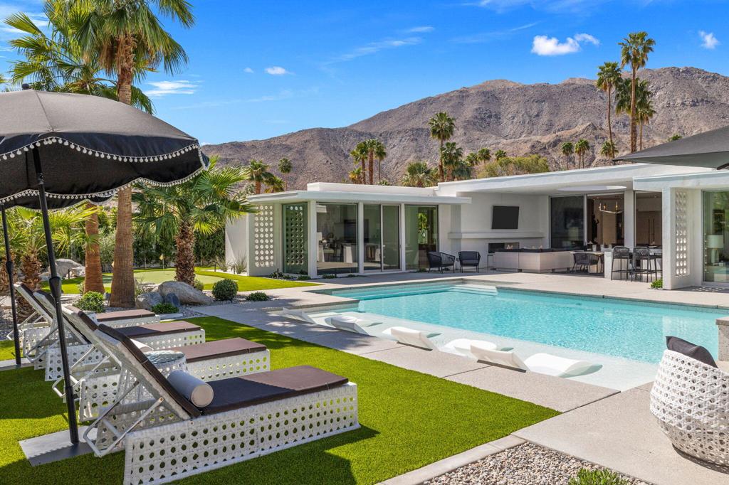 Magnesia Falls Cove - Residential