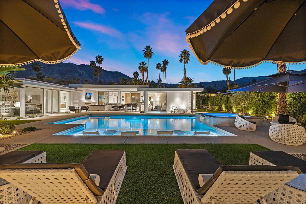 Magnesia Falls Cove - Residential