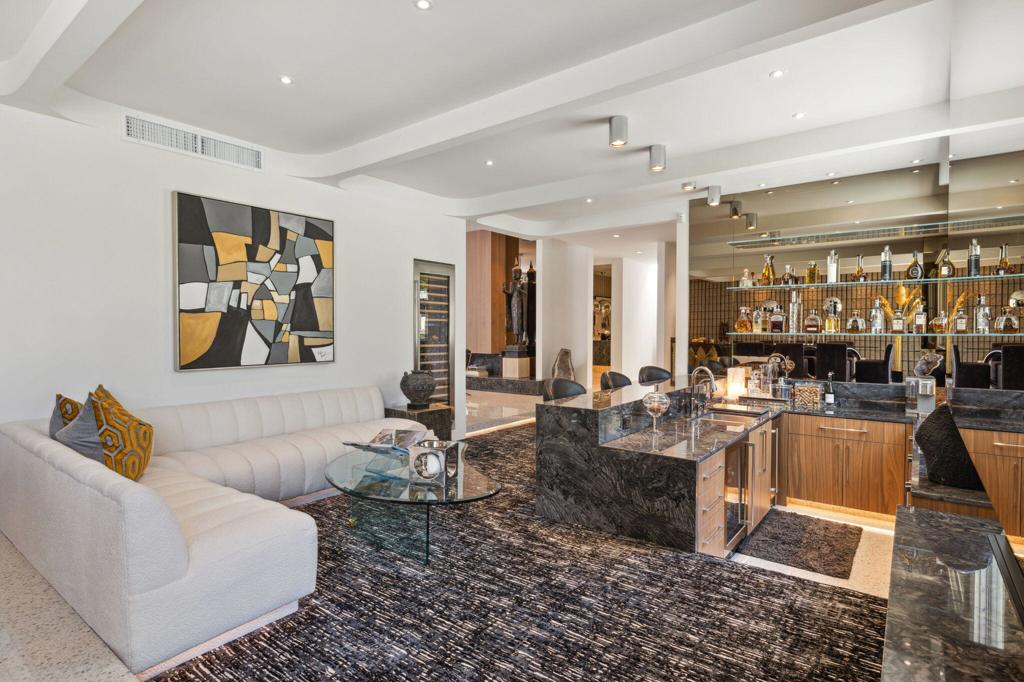 Magnesia Falls Cove - Residential