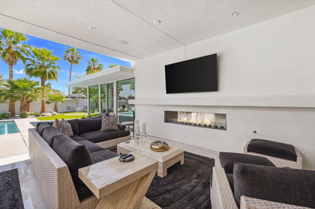 Magnesia Falls Cove - Residential