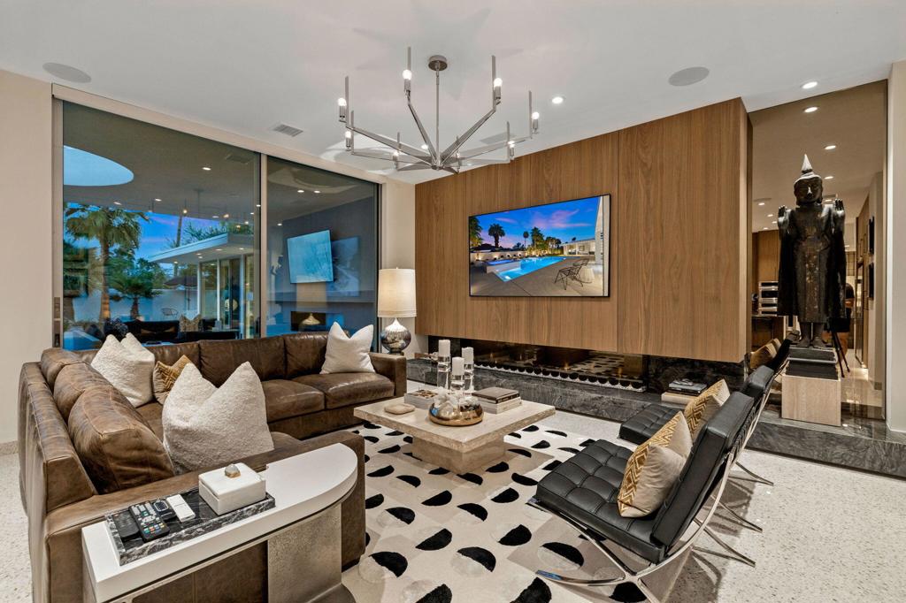 Magnesia Falls Cove - Residential